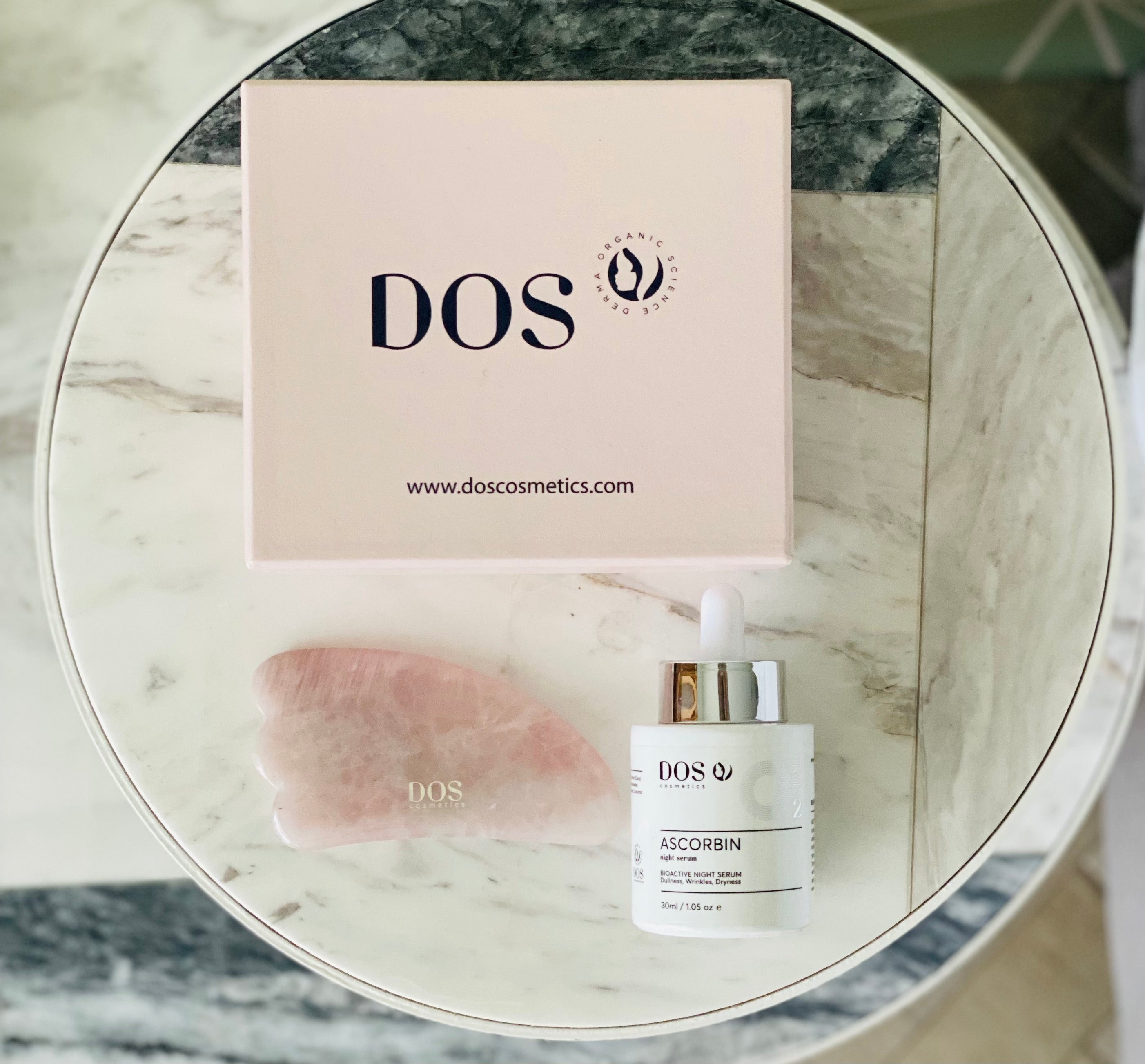 ΣΕΤ ΟΜΟΡΦΙΑΣ ΑΠΟΛΥΤΟ GLOW | Gua Sha Tool με ορό νύχτας Ascorbin για λαμπερό δέρμα