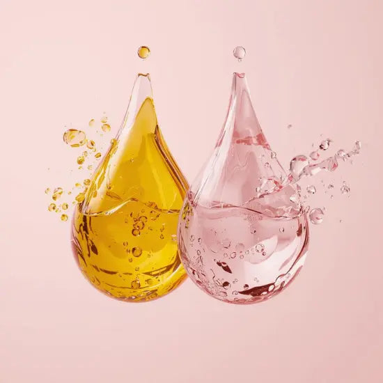 Two droplets of mastic oil and peptides from dos cosmetics